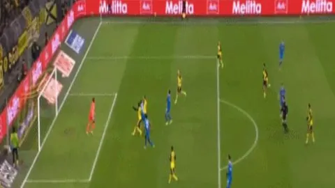 [NBA]卡斯尔高效得分助马刺主场逆转尼克斯